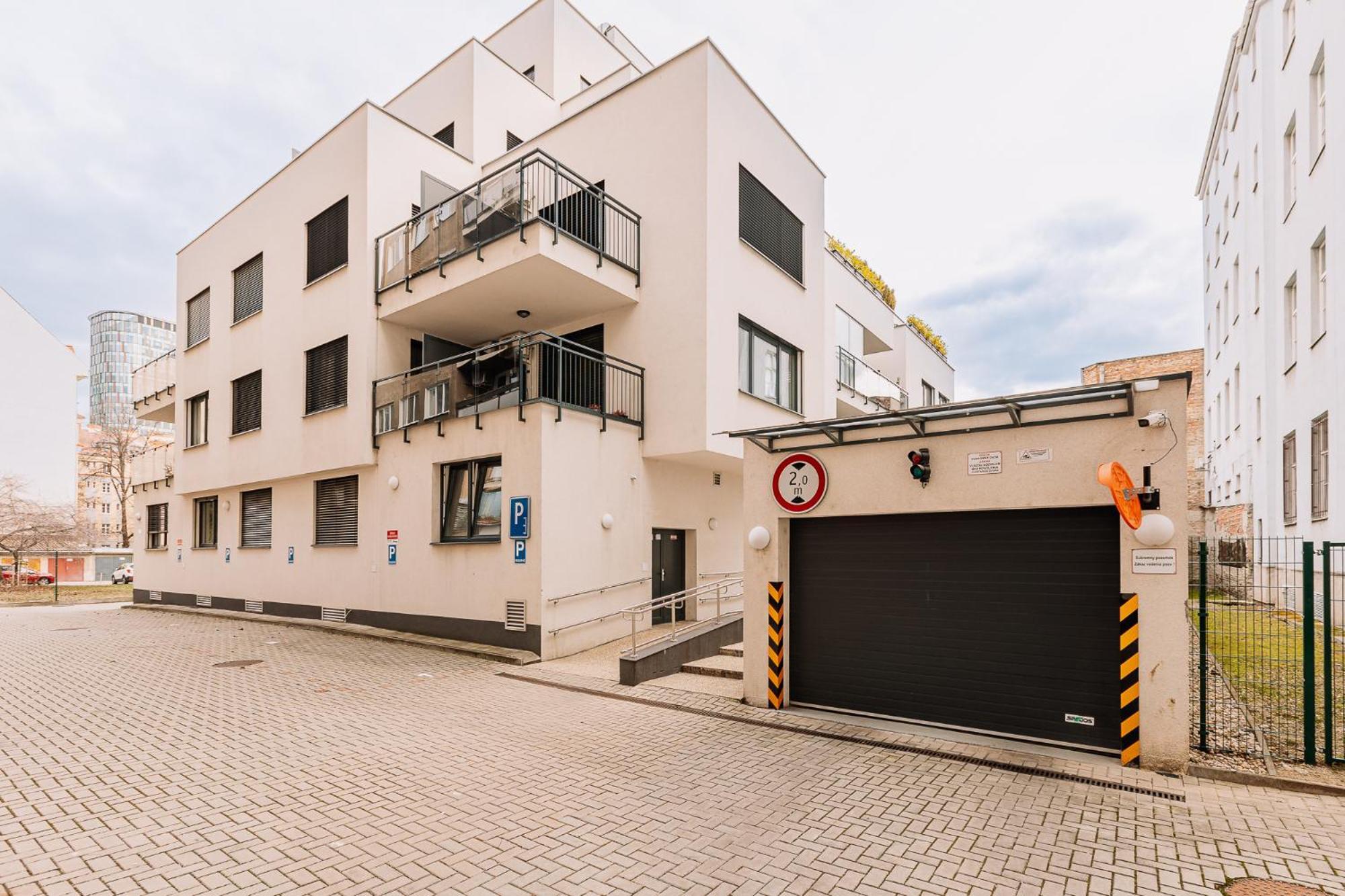 Skau Dunajska 58A Apt3 Apartman Pozsony Kültér fotó
